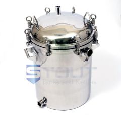 front view of a stainless steel 15 gallon hopback used with commercial brewing equipment