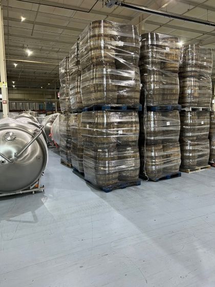 53 gallon whiskey barrel beatup racks